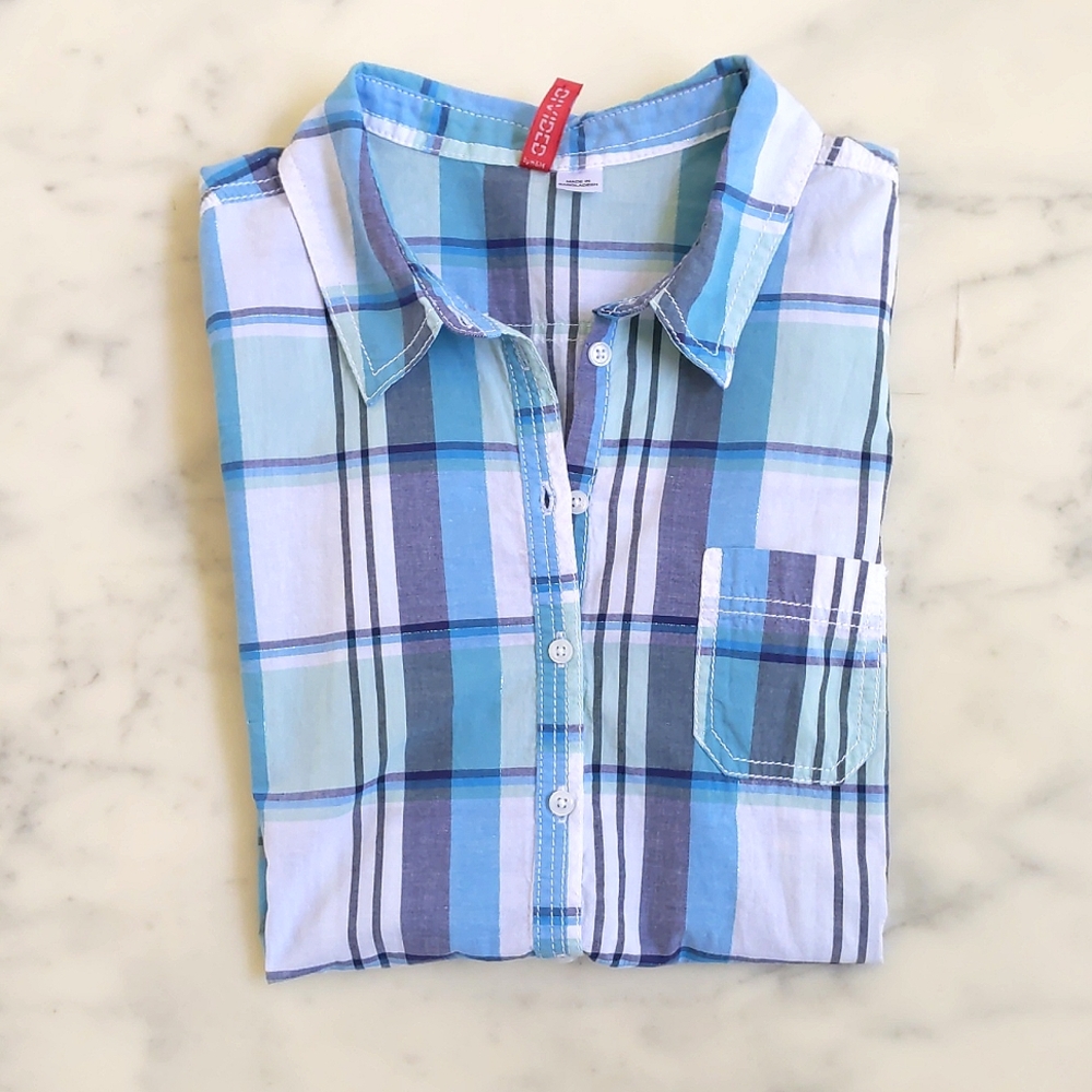 H&M 100% Cotton Short Sleeve Multi Color Plaid Shirt with buttons.